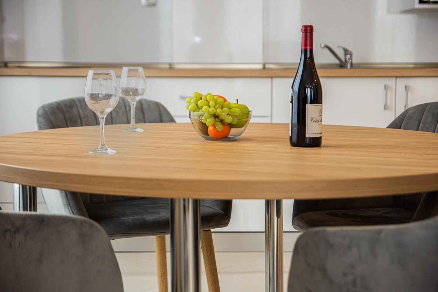 Vemara City Boutique Hotel-Free Parking Varna Bagian luar foto