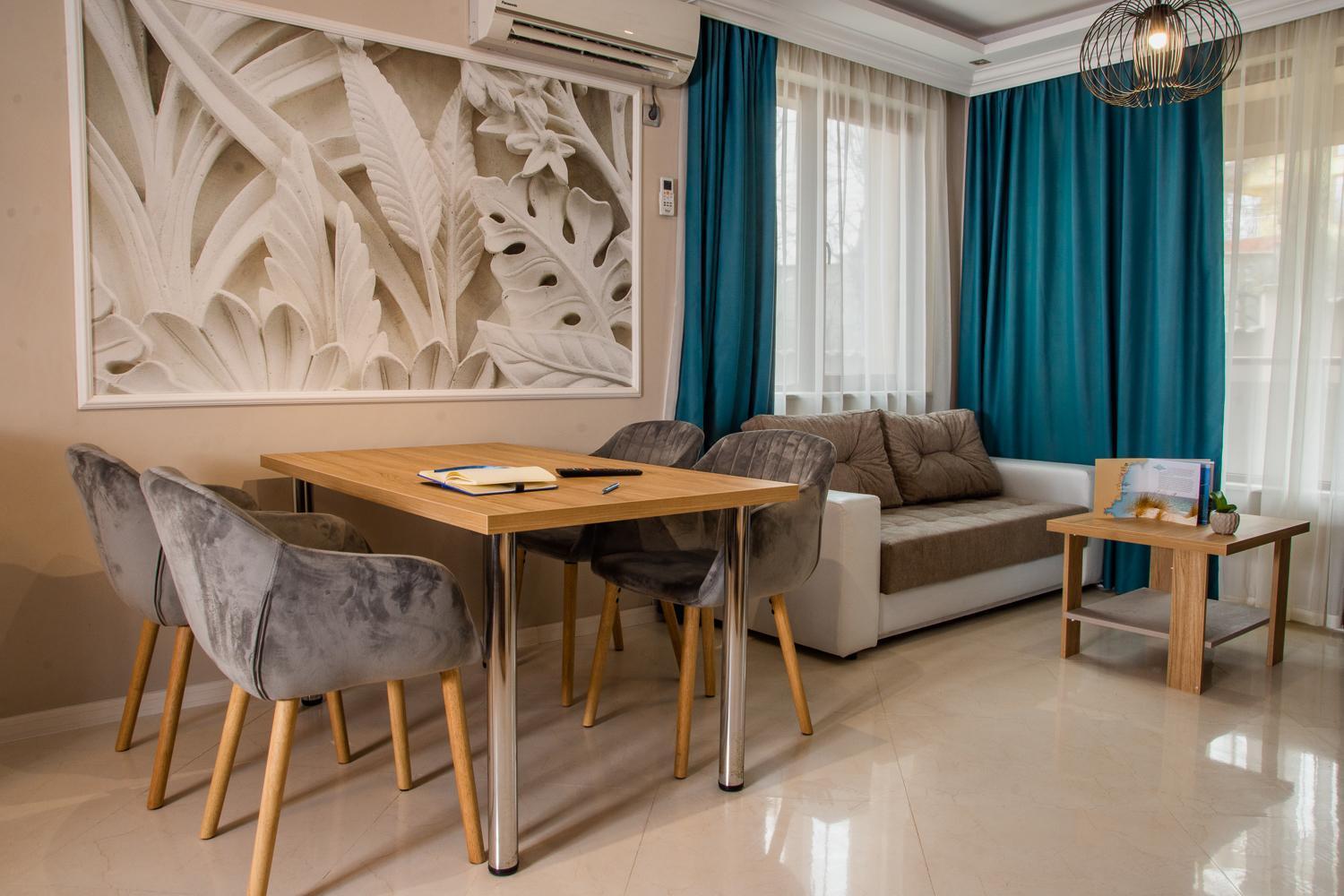 Vemara City Boutique Hotel-Free Parking Varna Bagian luar foto